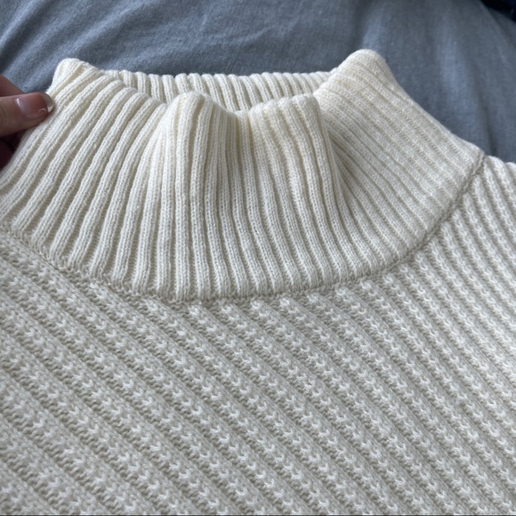 Turtleneck drop sleeve White Knit Top Sweater - Picture 6 of 7